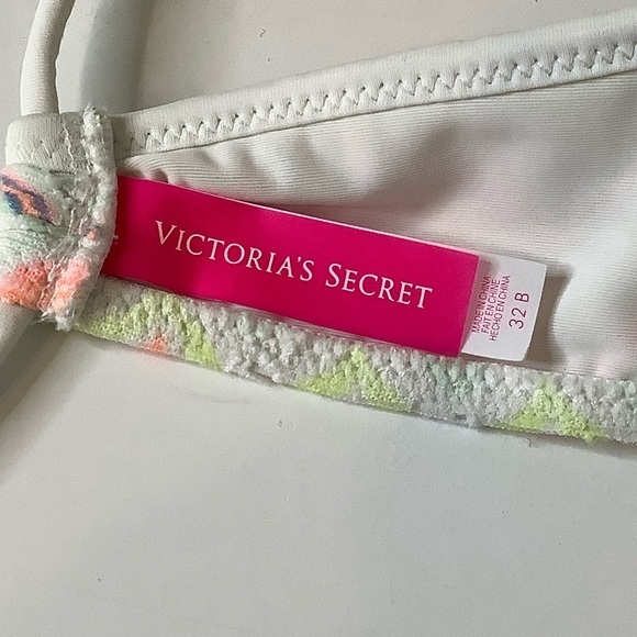 VS geometric halter bikini top push up size 32B - Picture 4 of 11